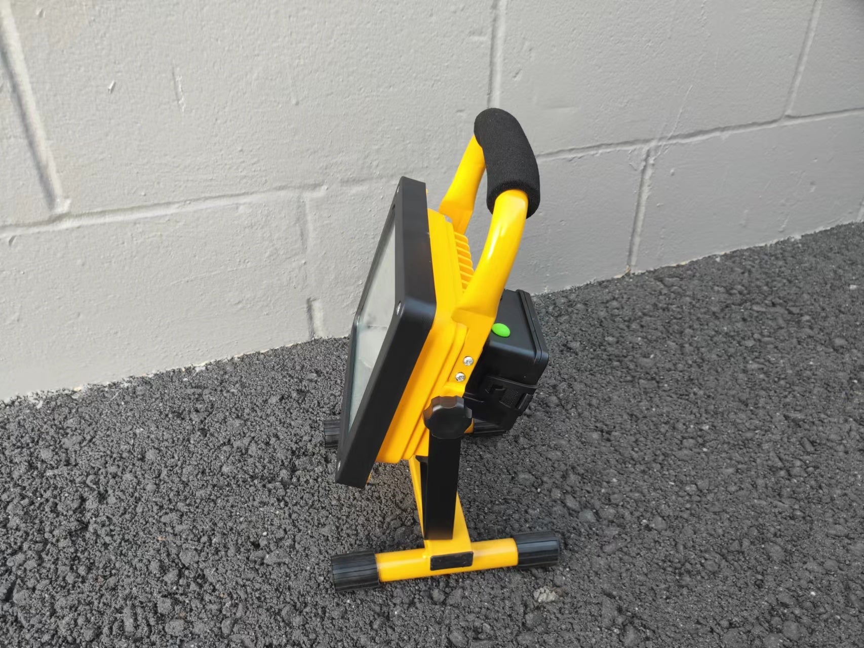 Portable LED work light with stand, 30 LEDs, 50W, water-resistant from dealonlinenz, ideal for work sites and outdoor use.
