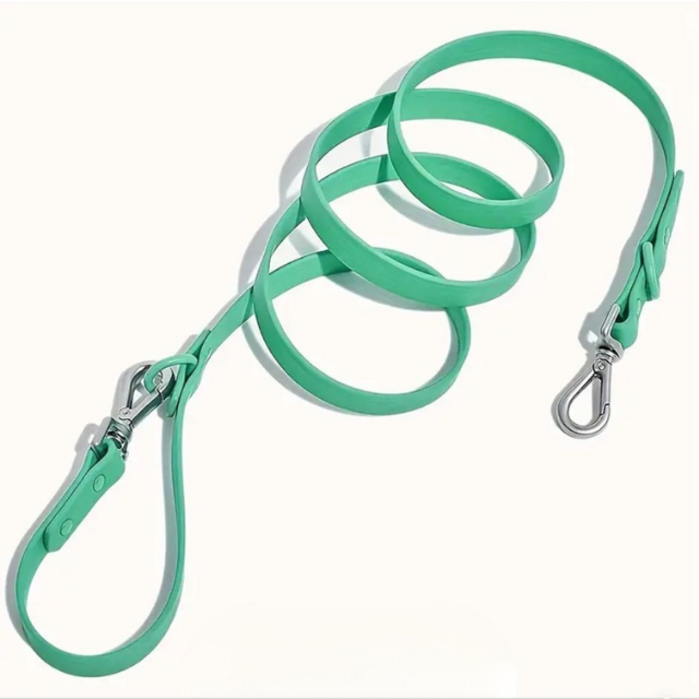 Adjustable waterproof green dog lead by Walkieez, featuring a durable design suitable for training and walking pets.