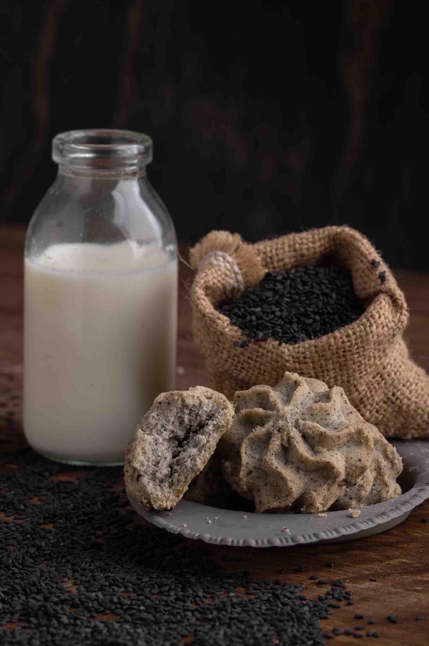 Lowrey Black Sesame Butter Cookies | Premium NZ Cookies.