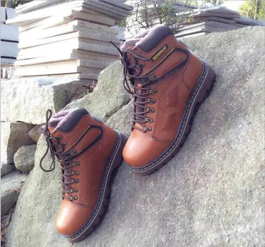 Men's black hiking shoes with foot protection from Mead's Supply & Equipment Outfitters, outdoor trail footwear with safety features.