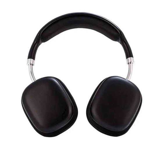 Techplus Hoco W52 wireless stereo headphones with Bluetooth, black over-ear design for immersive audio and hands-free calls.