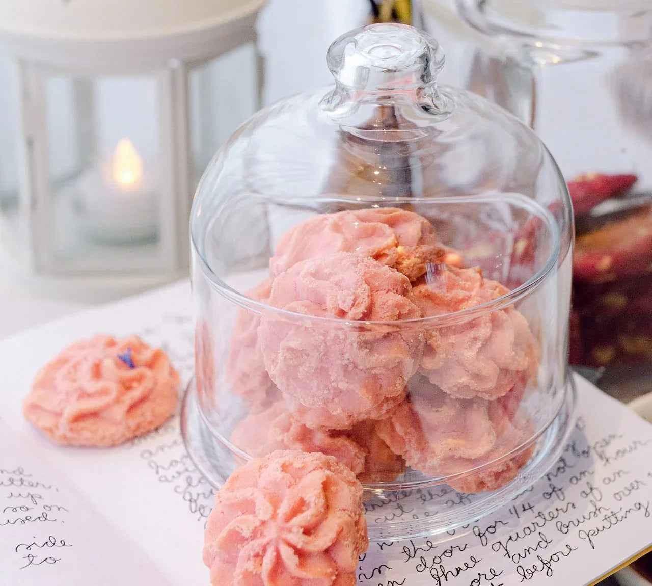 Lowrey Raspberry Butter Cookies – Premium NZ Red Tin