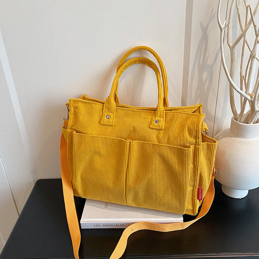 Casual and simple shoulder/crossbody bag