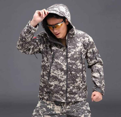 Men's Tactical Softshell Jacket — Waterproof Windproof Fleece Lined | Outdoor & Hiking