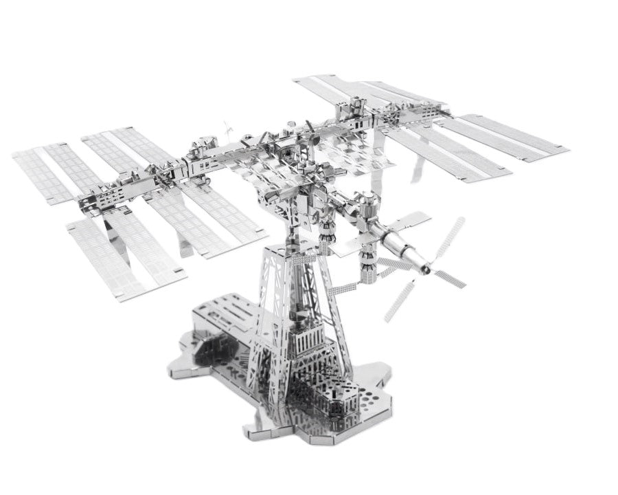 ASTRONAUTS LODGE SPACE STATION-0