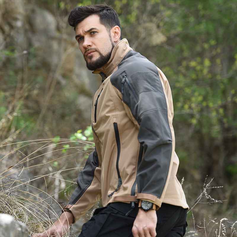 Men's Waterproof Tactical Softshell Jacket for Fall/Winter
