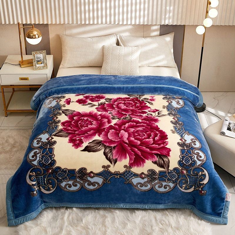 Comfortable Lightweight Microfiber Blanket Super Soft Blanket 180 x 220 cm