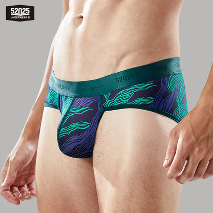 52025 VividFlex Men's Low-Rise Nylon-Stretch Briefs