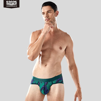 52025 VividFlex Men's Low-Rise Nylon-Stretch Briefs