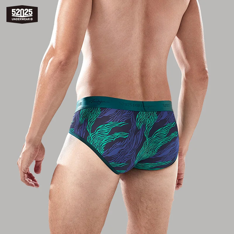 52025 VividFlex Men's Low-Rise Nylon-Stretch Briefs