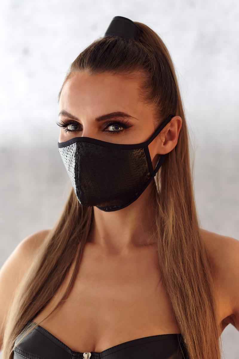 2 layer mask. The outer layer is a decorative eco-lether with perforations facilitating air exchange while breathing. The inner layer is black cotton with Oeko-Tex certificate. The mask is very comfortable, elegant and durable. It fits perfectly to the...