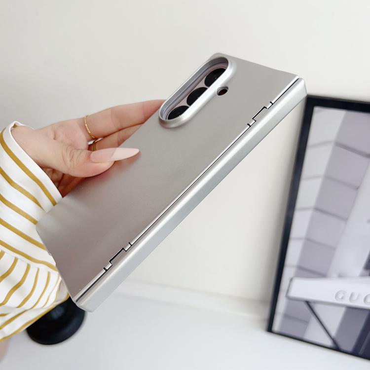 Integrated Spring Axis Skin Feel Phone Case