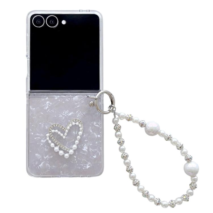 Pearlescent Shell Texture Heart Pattern Phone Case with Bracelet