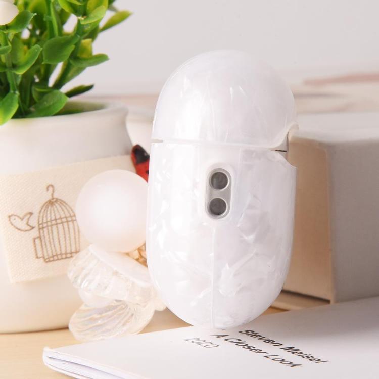 Shell Texture Pearl Hanging Buckle Earphone Case