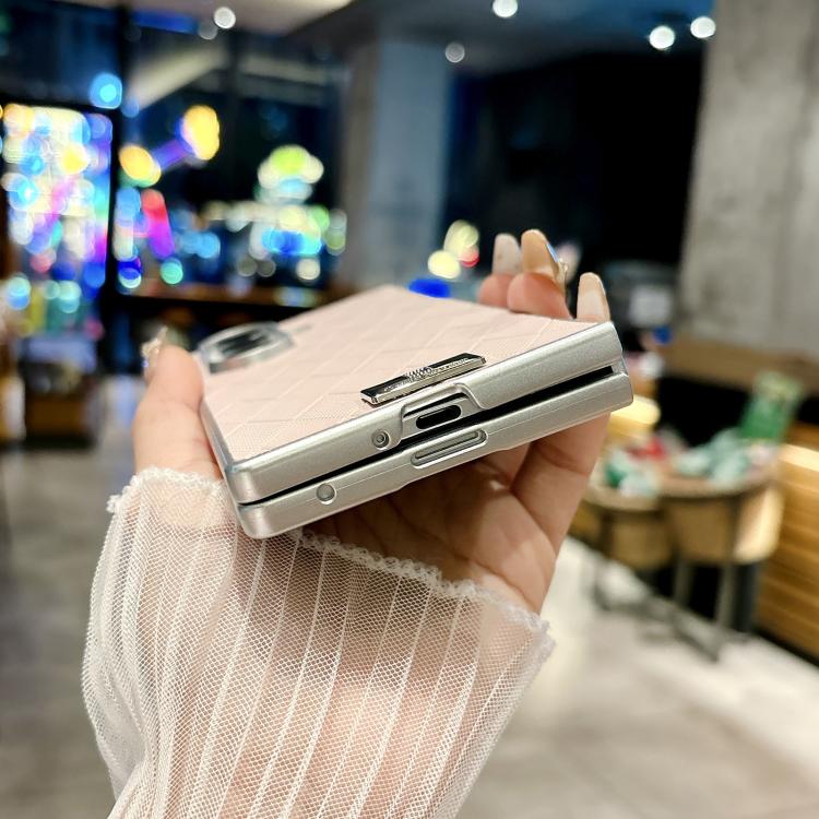 Silver Edge Diamond Checkered Foldable Phone Case