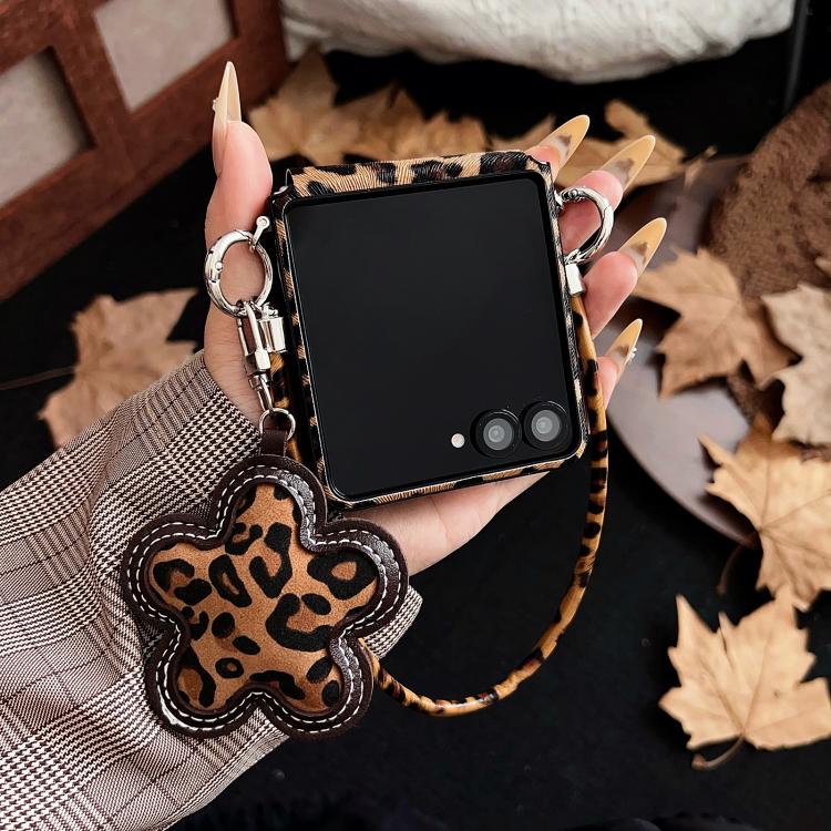 Side Buckle MagSafe Magnetic Skin Feel Leopard PC Phone Case with Strap