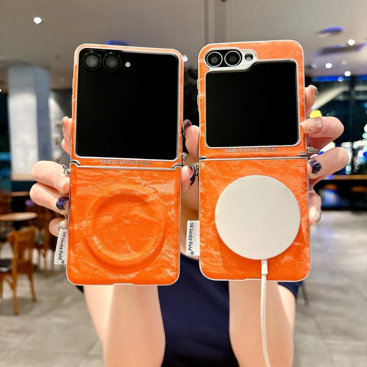 Nameplate Style Silver Edge Side Buckle Shimmering Velvet MagSafe Magnetic Phone Case