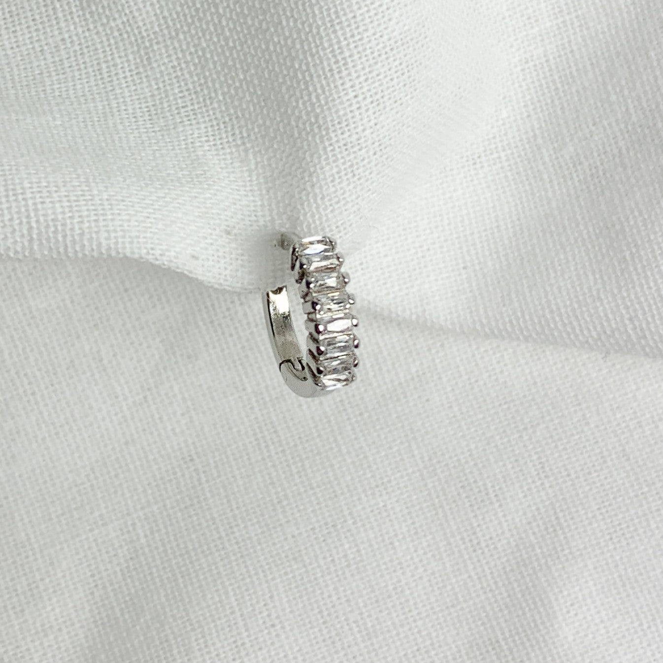 DAWN HELIX HOOP 1CM-3