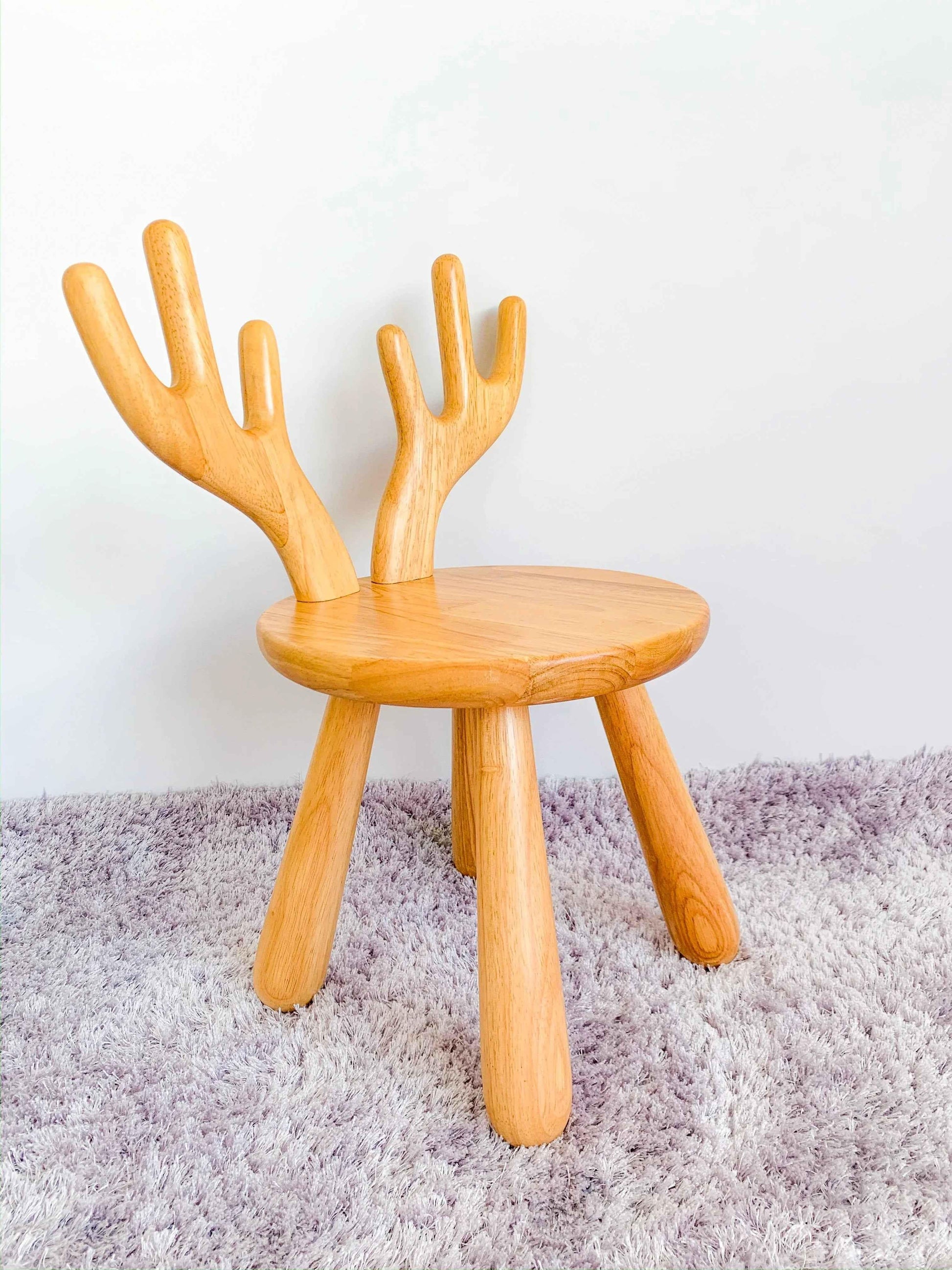 Solid Wood Kids Moose Chair - Adorable Zoo-Inspired Furniture for Little Ones