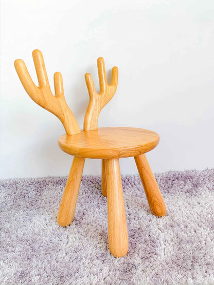 Solid Wood Kids Moose Chair - Adorable Zoo-Inspired Furniture for Little Ones