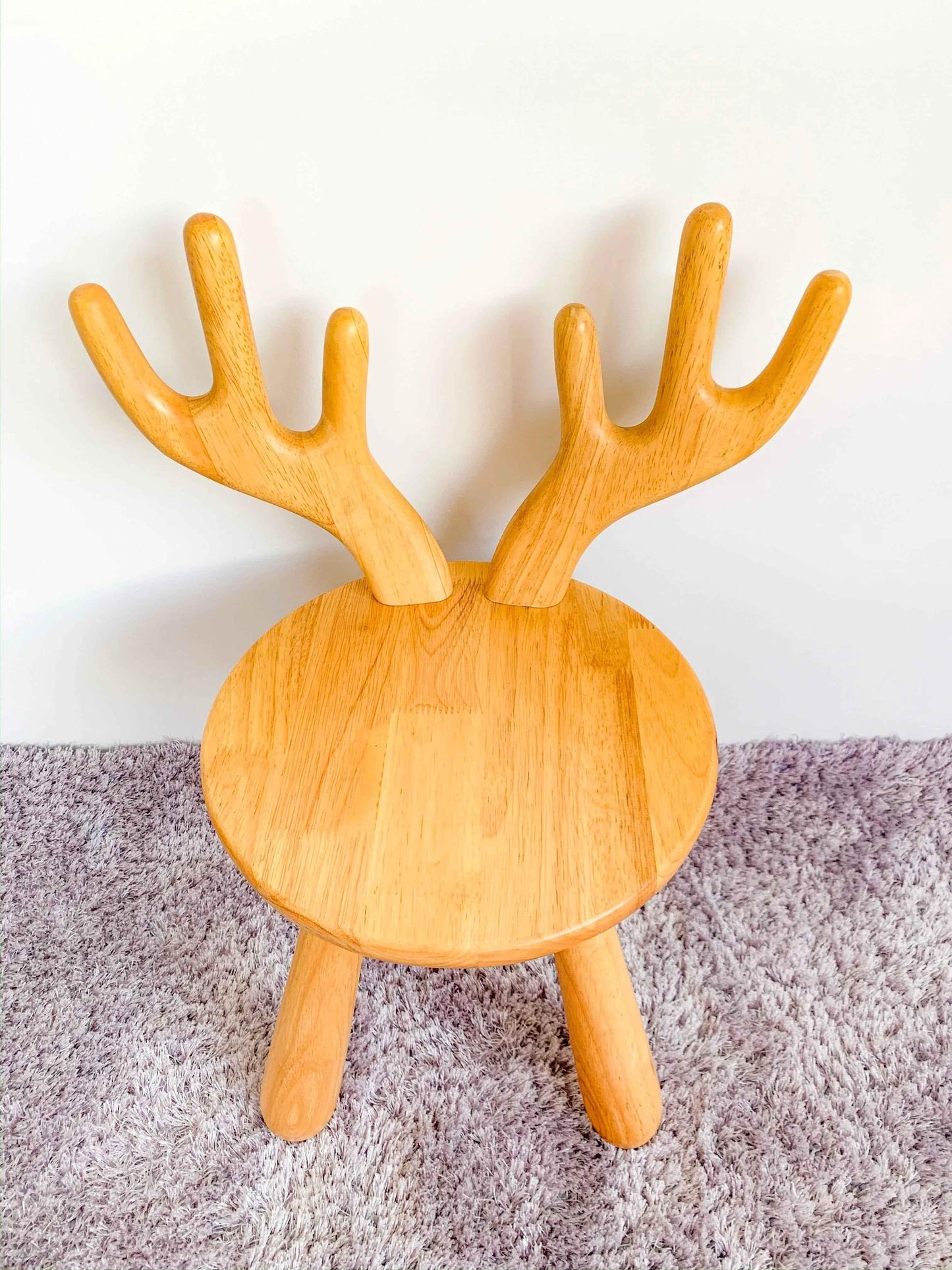 Solid Wood Kids Moose Chair - Adorable Zoo-Inspired Furniture for Little Ones