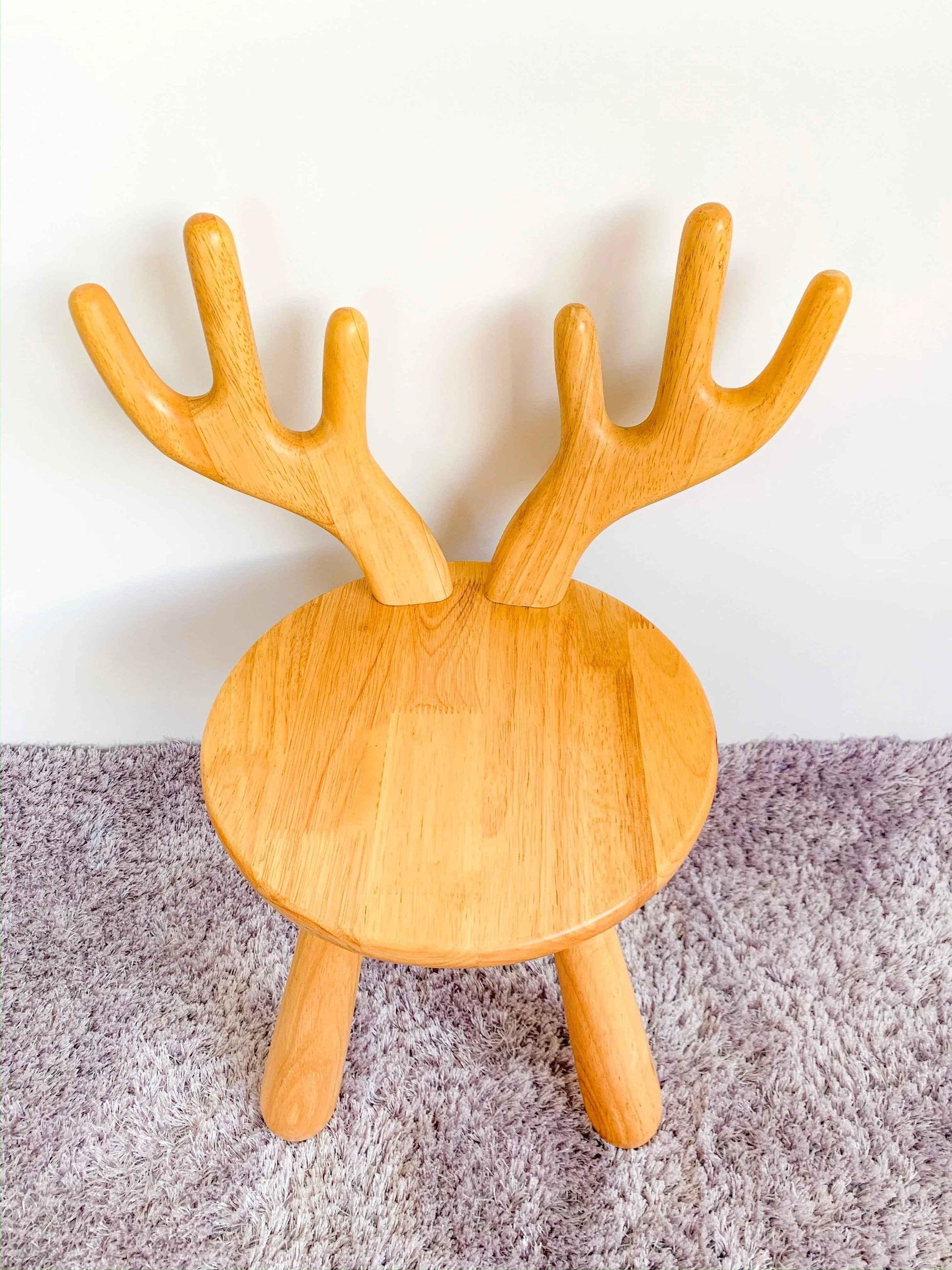 Solid Wood Kids Moose Chair - Adorable Zoo-Inspired Furniture for Little Ones