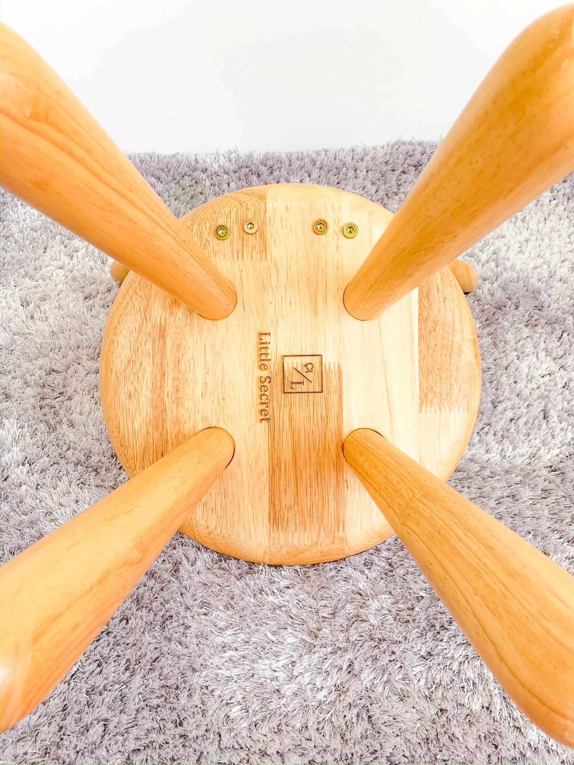 Solid Wood Kids Moose Chair - Adorable Zoo-Inspired Furniture for Little Ones