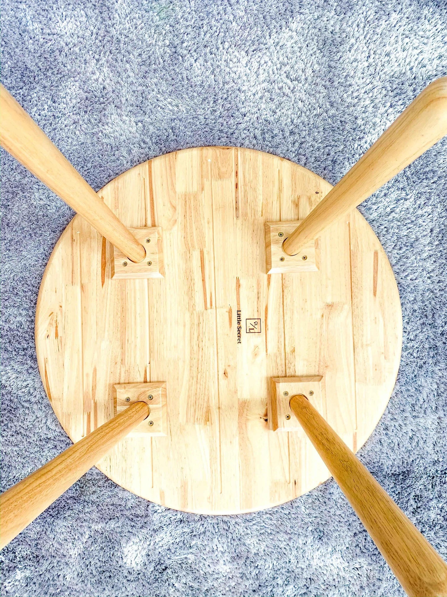 Solid Wood Kids Furniture Zoo Round Table