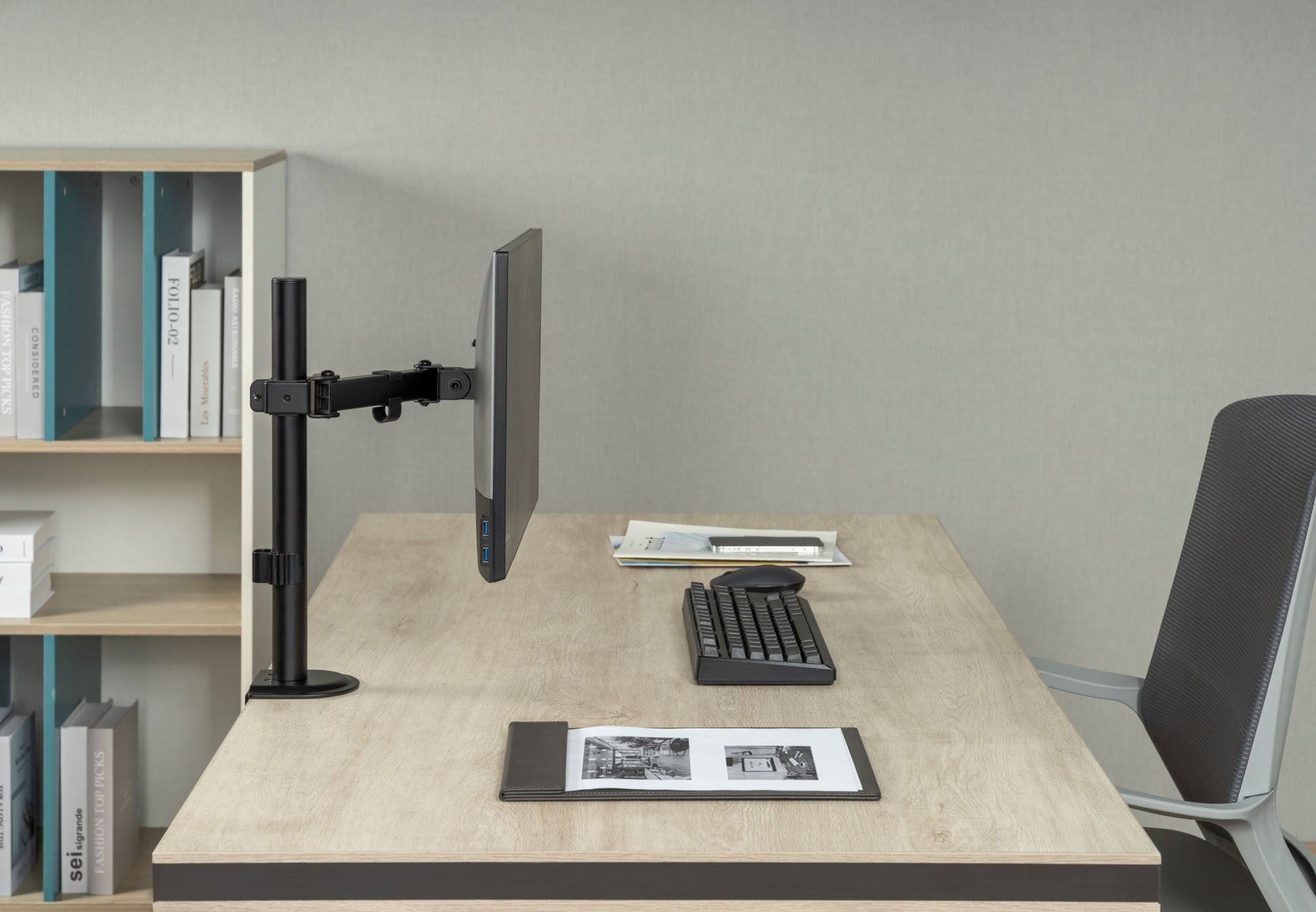 Locktight Single-Monitor steel articulating mount sue-e furniture