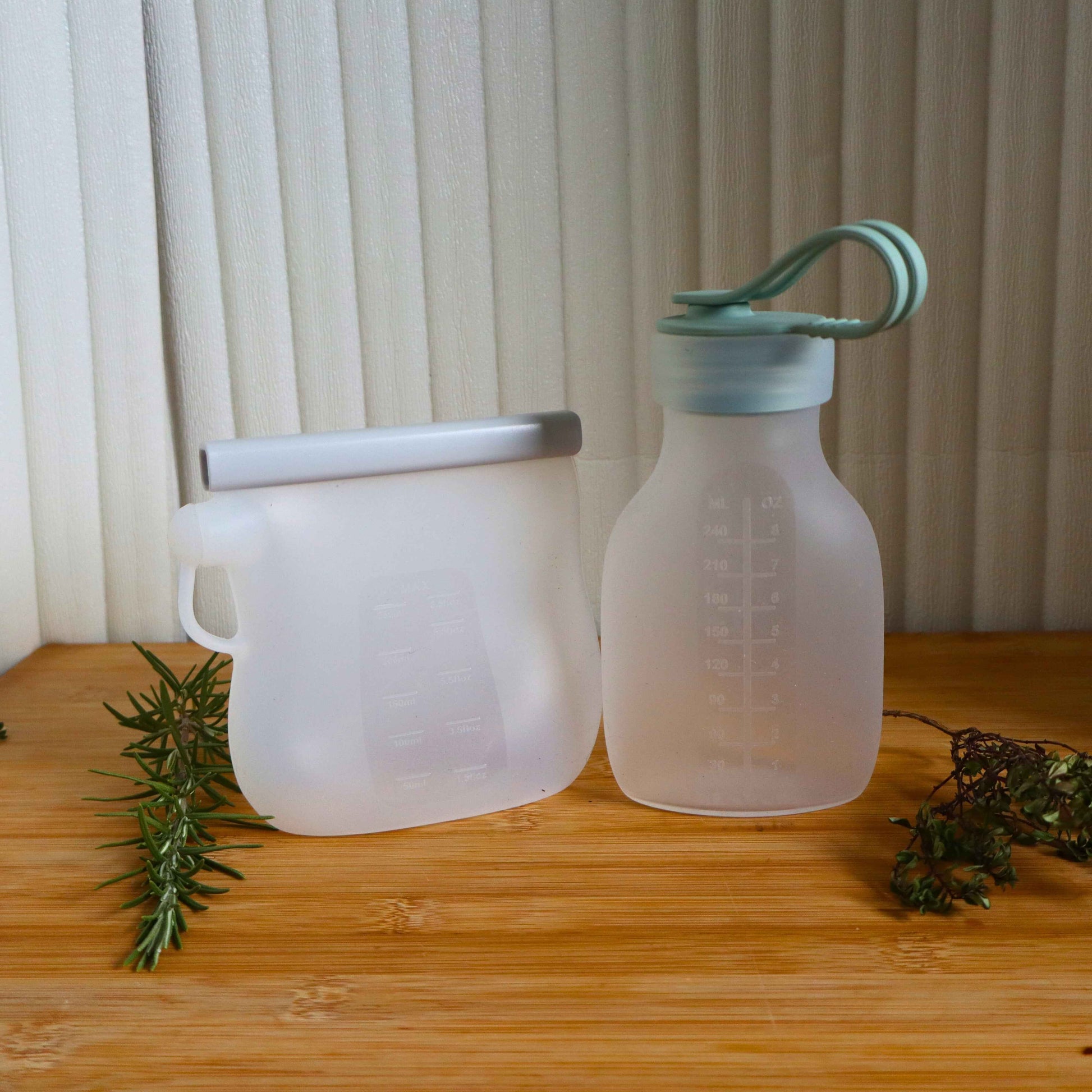 Reusable Silicone Food Pouches 240ml & 250ml - For Milk, Purees & Snacks