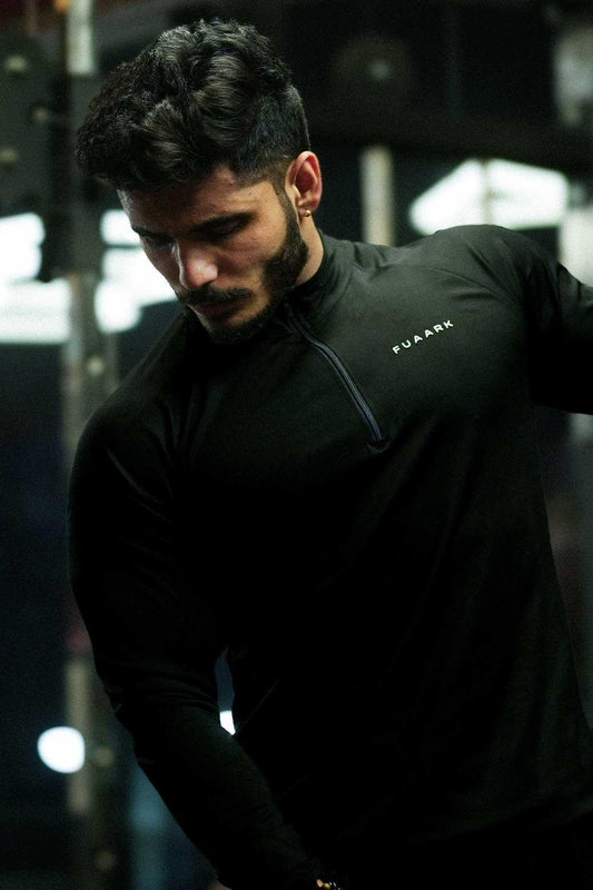 Axis Pullover Black