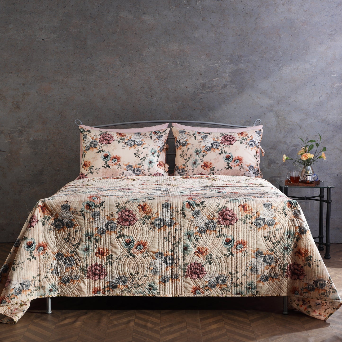 PERCALE REVERSIBLE QUILT SET- MIA Whites of London NZ