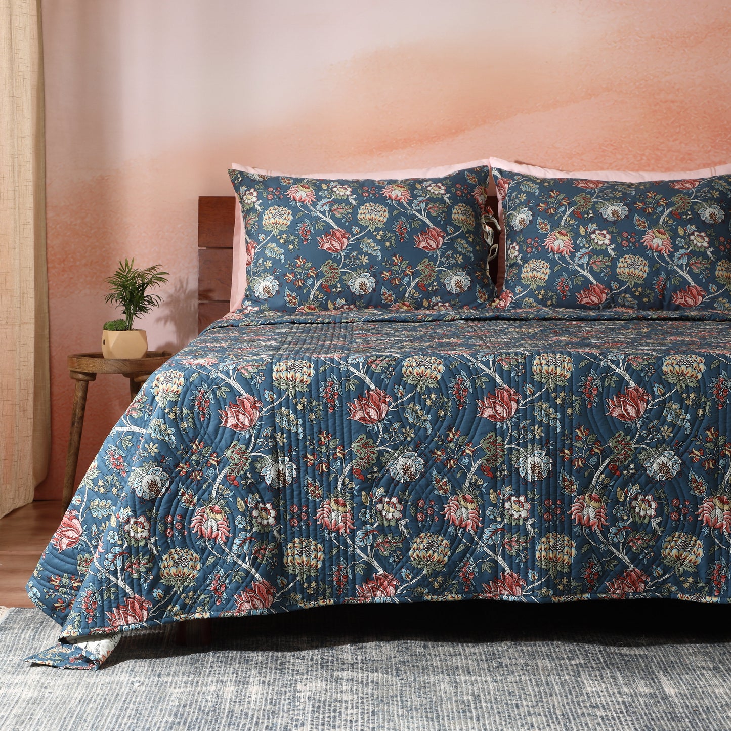 PERCALE REVERSIBLE QUILT SET - CHINTZ Whites of London NZ