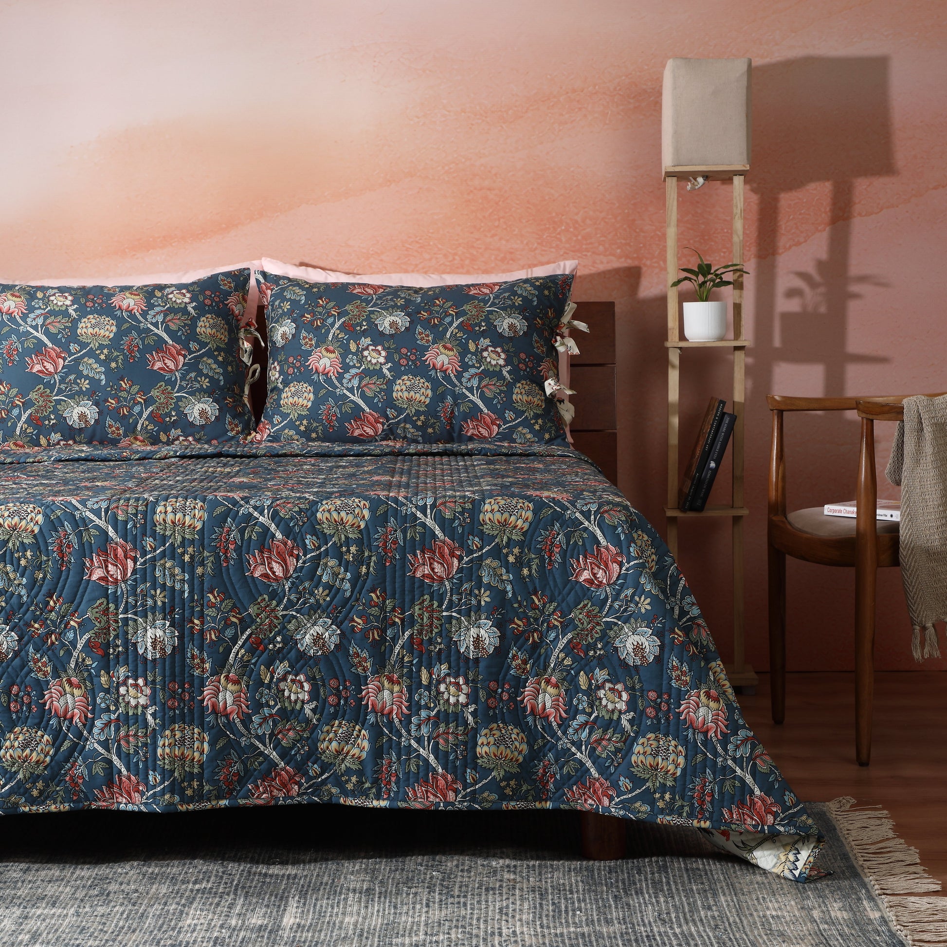 PERCALE REVERSIBLE QUILT SET - CHINTZ Whites of London NZ