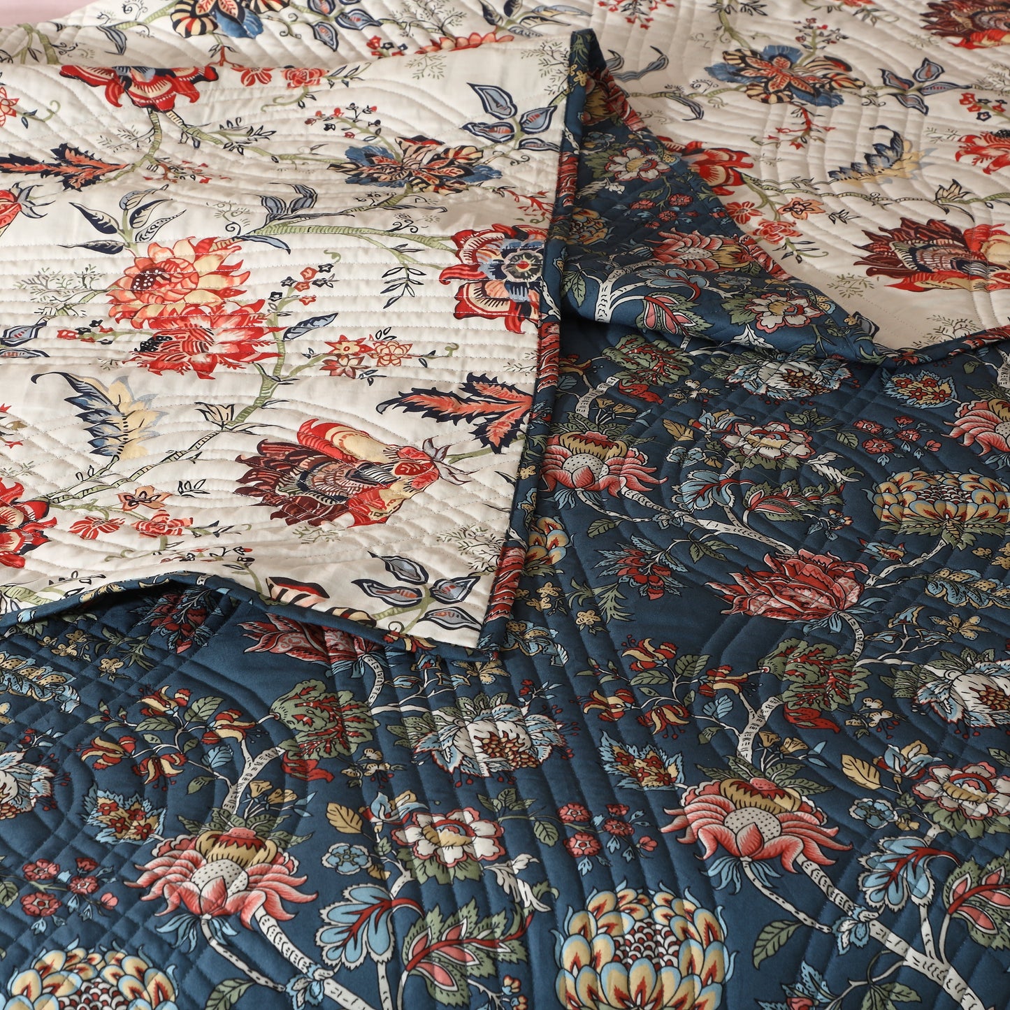 PERCALE REVERSIBLE QUILT SET - CHINTZ Whites of London NZ