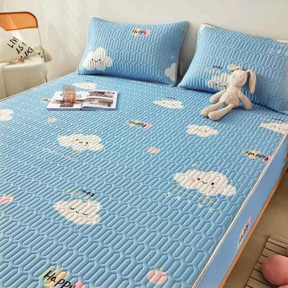 Cooling summer mattress pad and pillowcase set by ShopHub NZ, designed to enhance sleep comfort and temperature regulation.