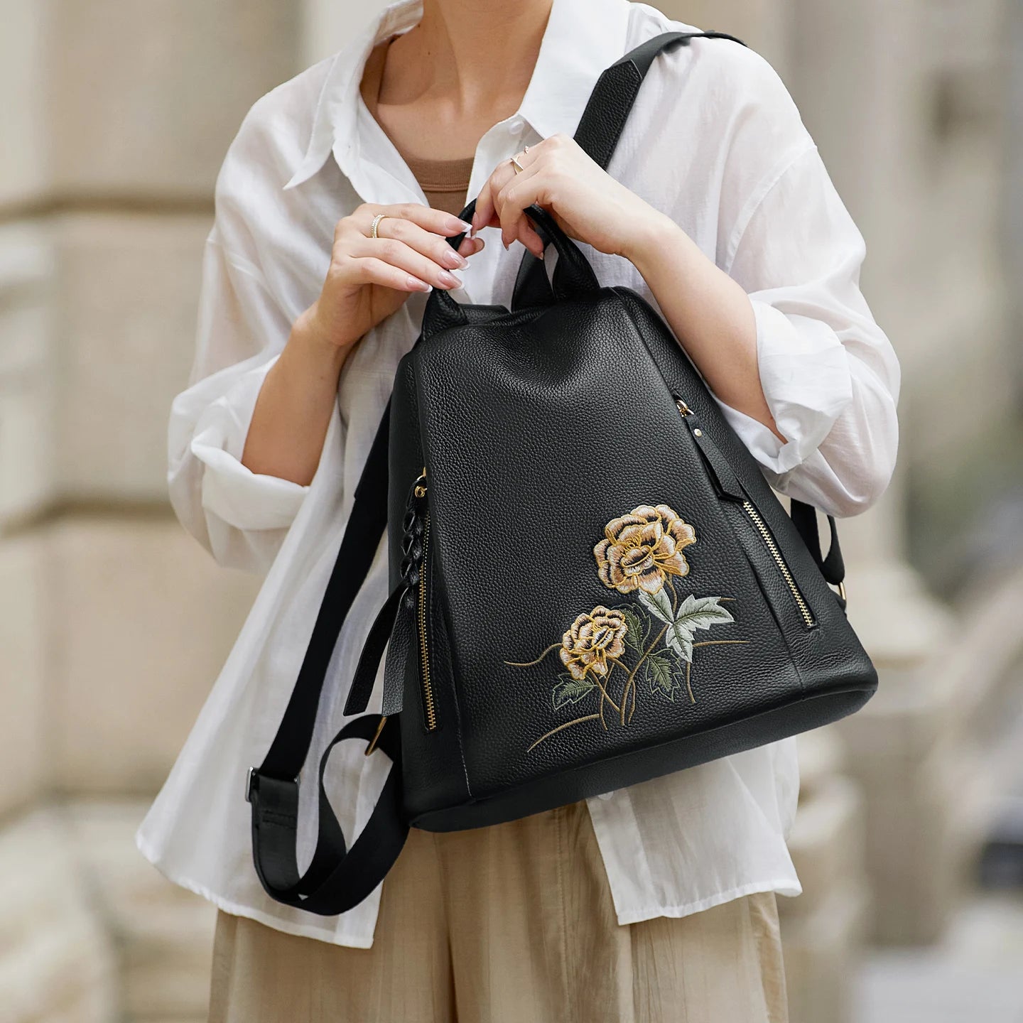 ZOOLER Handmade Cow Leather Backpack