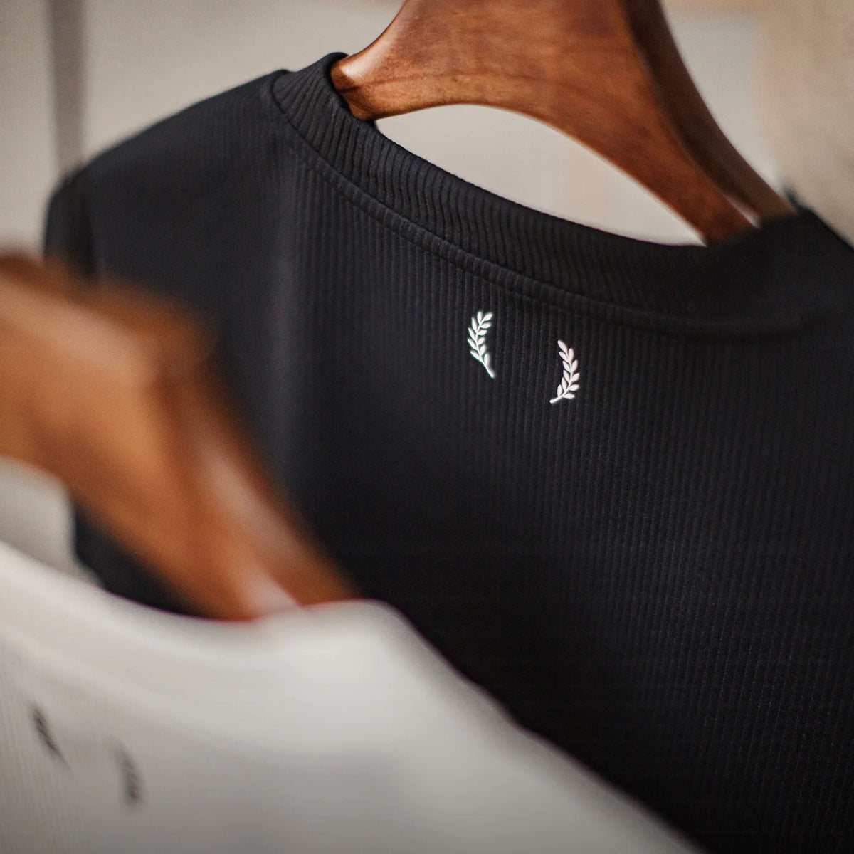 MADEN Heavyweight Ribbed V-Neck Tank Top
