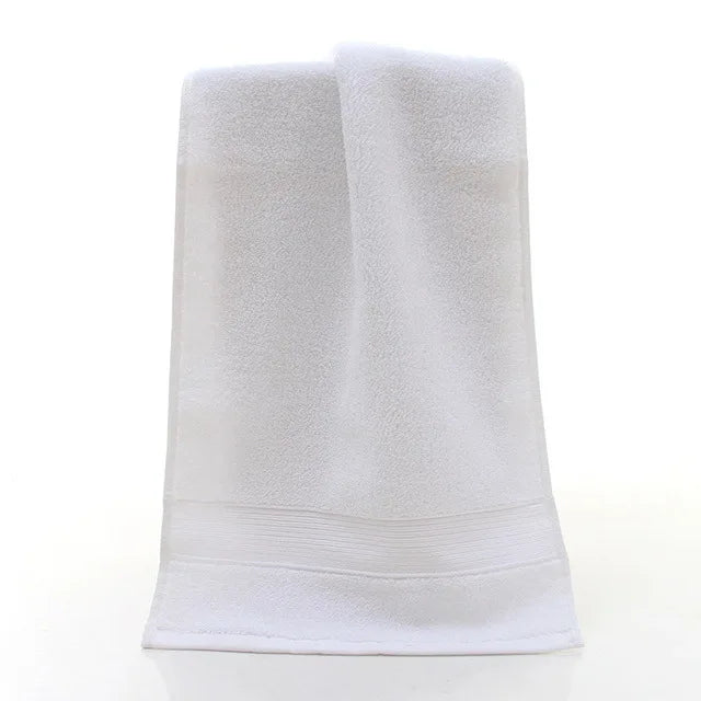 Premium 100% Cotton Bath Towels, Soft Feel, Quick Dry, Highly Absorbent, 600GSM