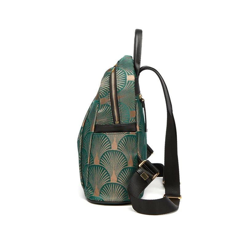 ZOOLER Handmade Cow Leather Backpack