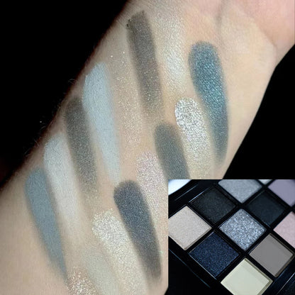 Black Smokey Eyeshadow Palette, 15 Colours