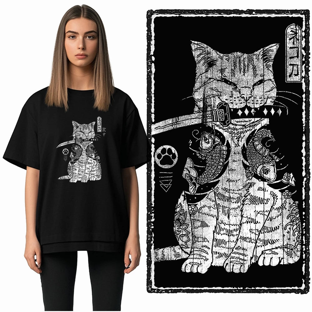 COOLMIND Cat Graphic T-Shirt | Women's Relaxed Black Tee