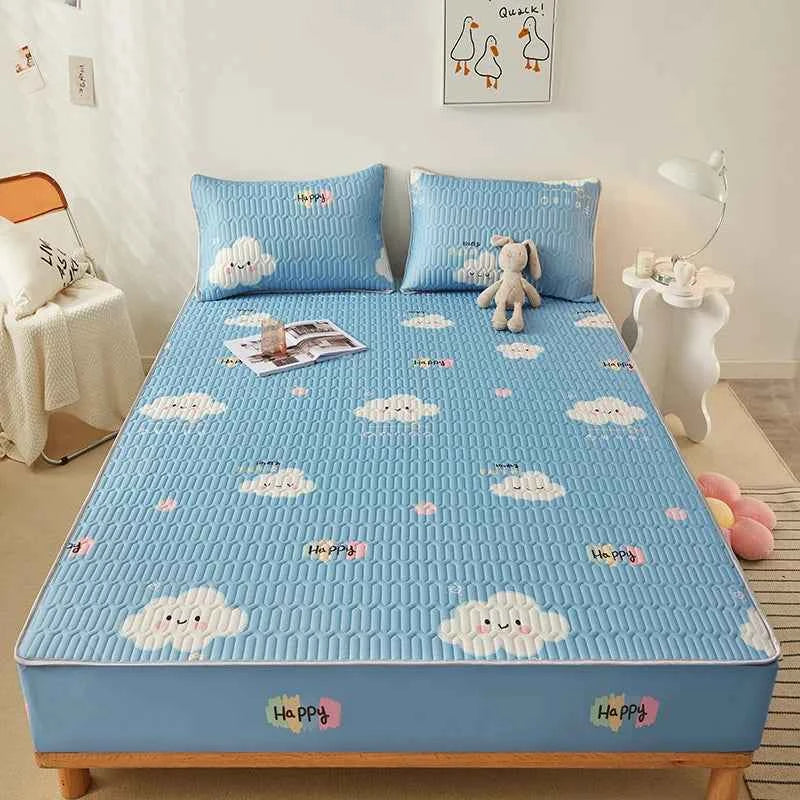 Cooling summer mattress pad and pillowcase set from ShopHub NZ, featuring breathable fabric for comfortable sleep.