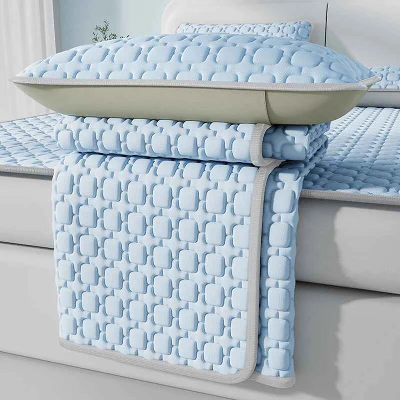 2026 New Thicken Natural Latex Filling Summer Mat for Bed Cooling Feel Mattress Cover Bed Pad Pillowcase Ice Silk Bedsheet Set