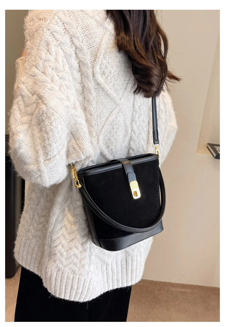 FOXER Crossbody Bucket Bag