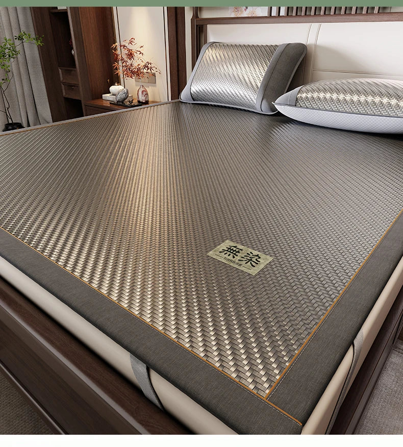 Experience Unmatched Comfort with Our Cooling Bed Mat – Perfect for Hot Summer Nights!