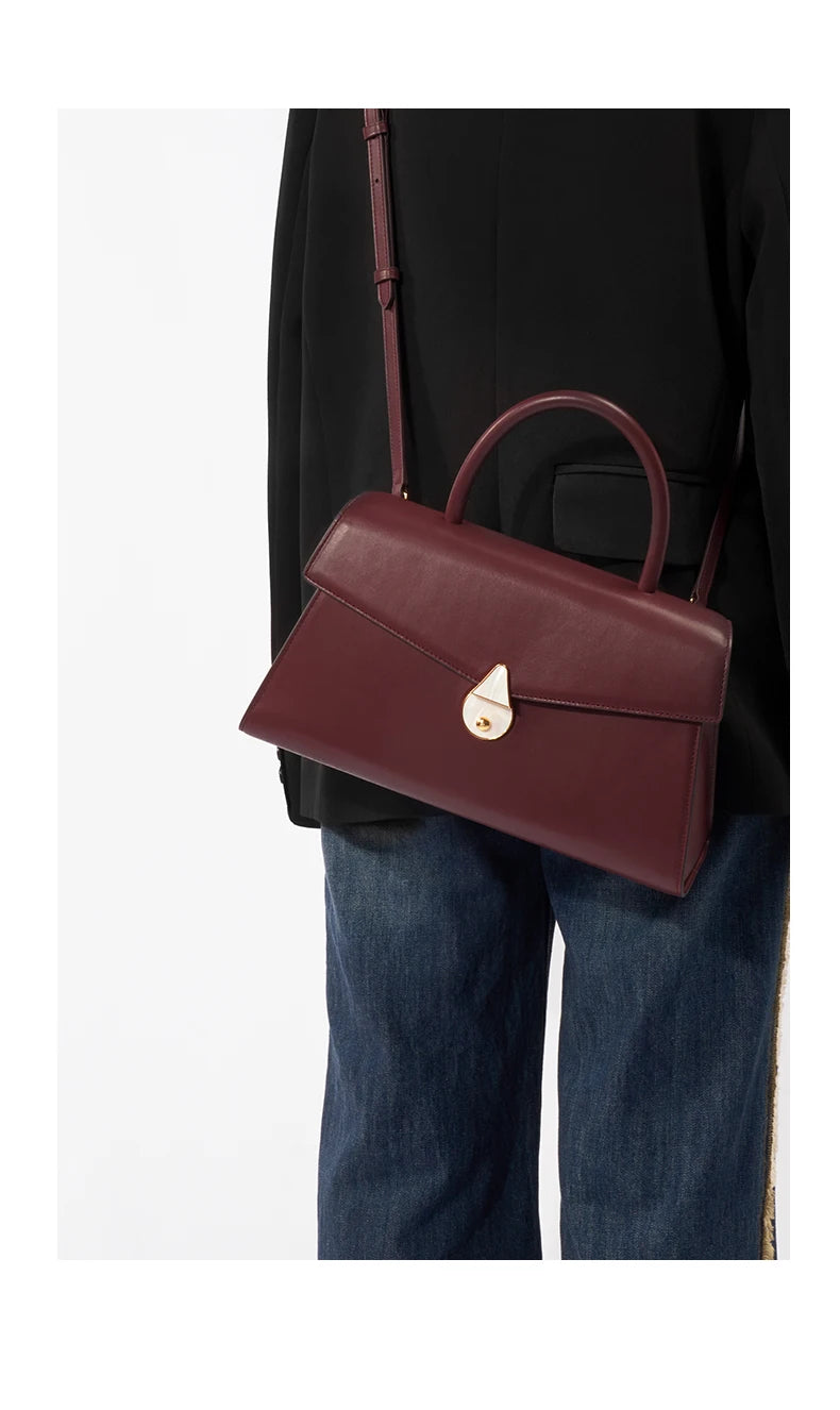 BAFELLI Large Genuine Leather Doctor Bag