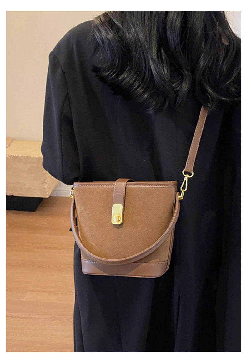 FOXER Crossbody Bucket Bag