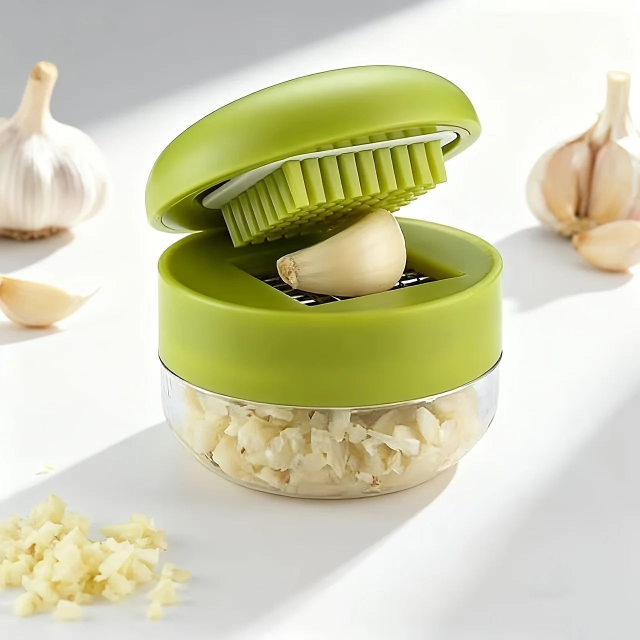 Manual Garlic Press Crusher - 1Pc Mincer Ginger Squeezer Kitchen Accessory for Home Cooking, Camping, and BBQ