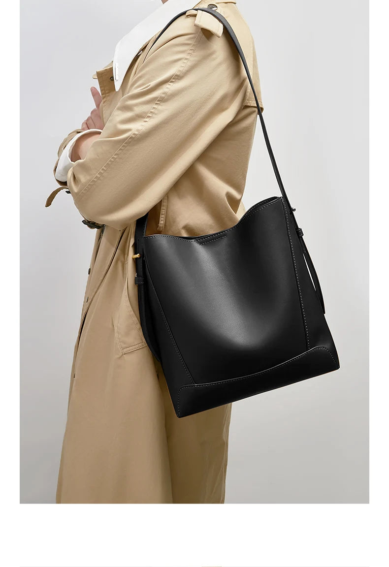 FOXER Ladies Hobo Bucket Bag